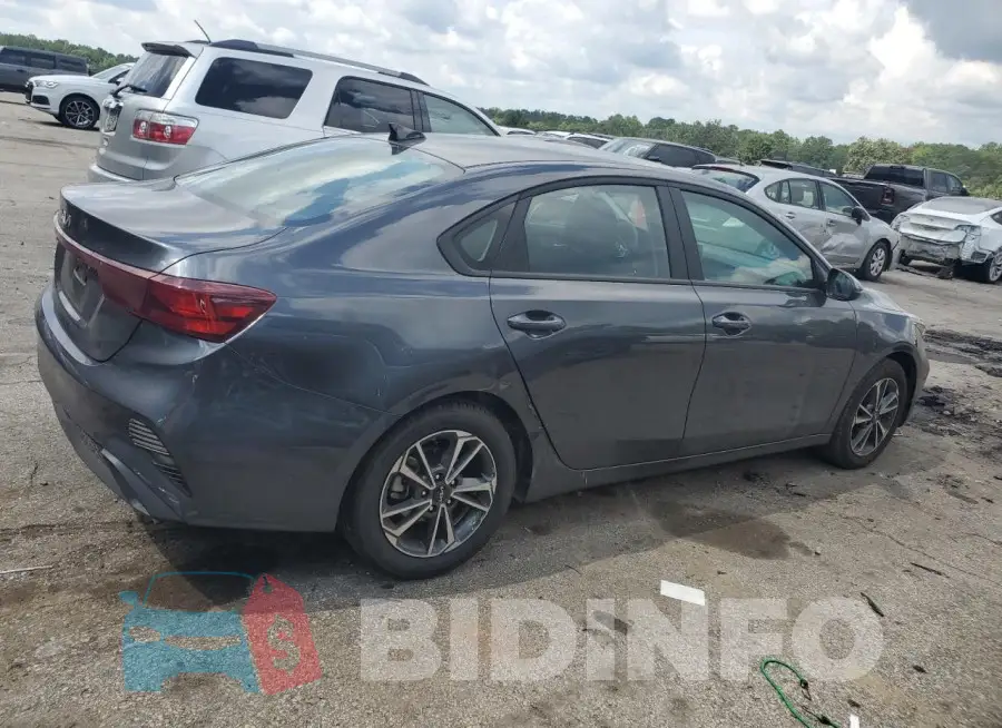 3KPF24AD4RE817201 Photo# 3
