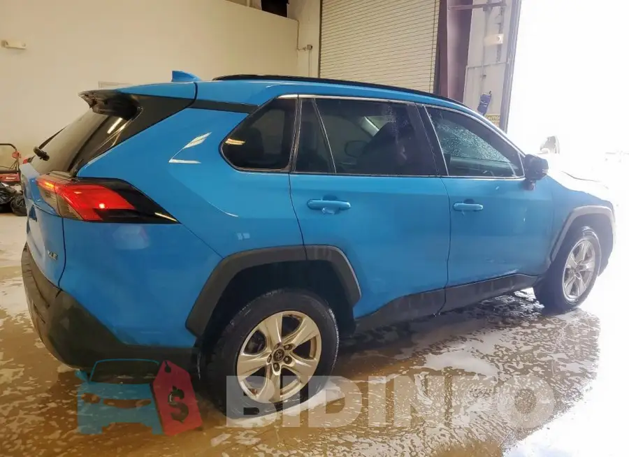 2T3W1RFV2MW123296 Photo# 3