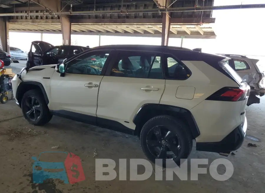 4T3E6RFV4MU050994 Photo# 2