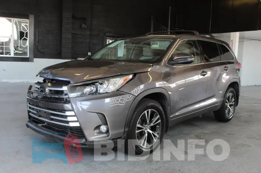 5TDBZRFH6JS817777 Photo# 2