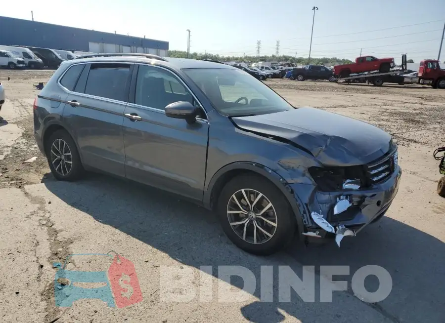 3VV2B7AX9KM154215 Photo# 4