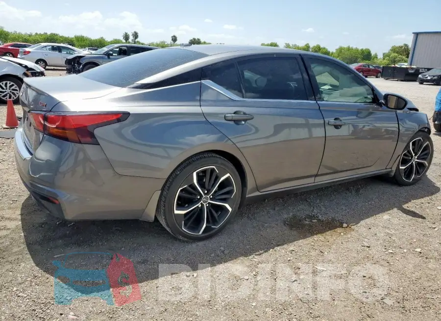1N4BL4CV4PN415842 Photo# 3