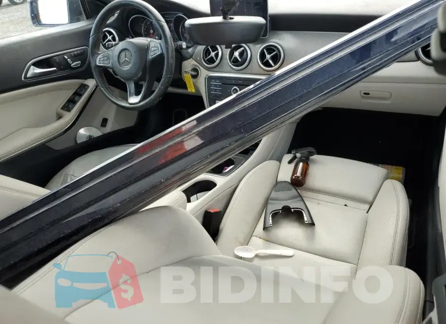 WDDSJ4EB9JN517573 Photo# 8