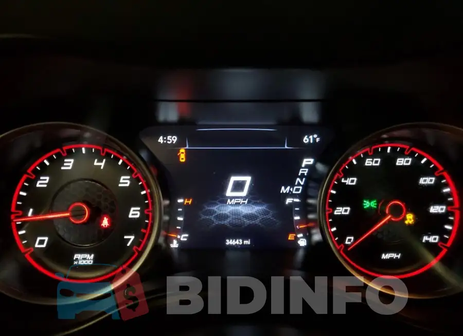 2C3CDXMG5NH136875 Photo# 9