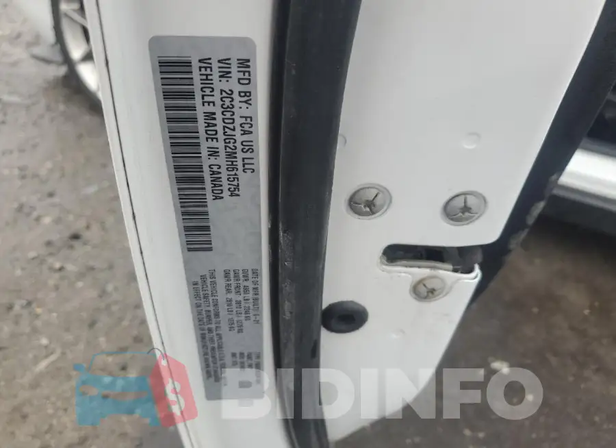 2C3CDZJG2MH615754 Photo# 12