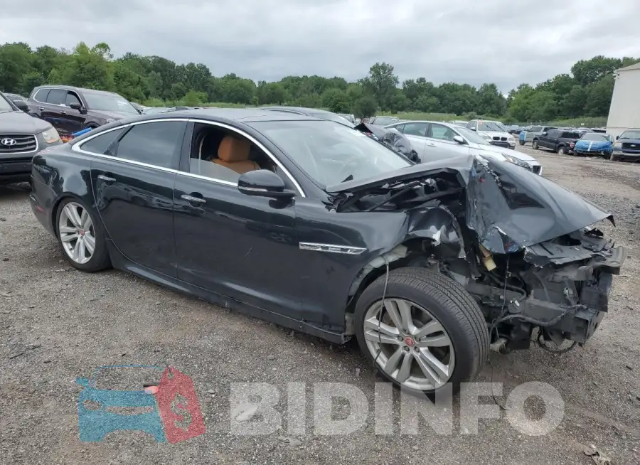 SAJWJ1CD3G8V99727 Photo# 4