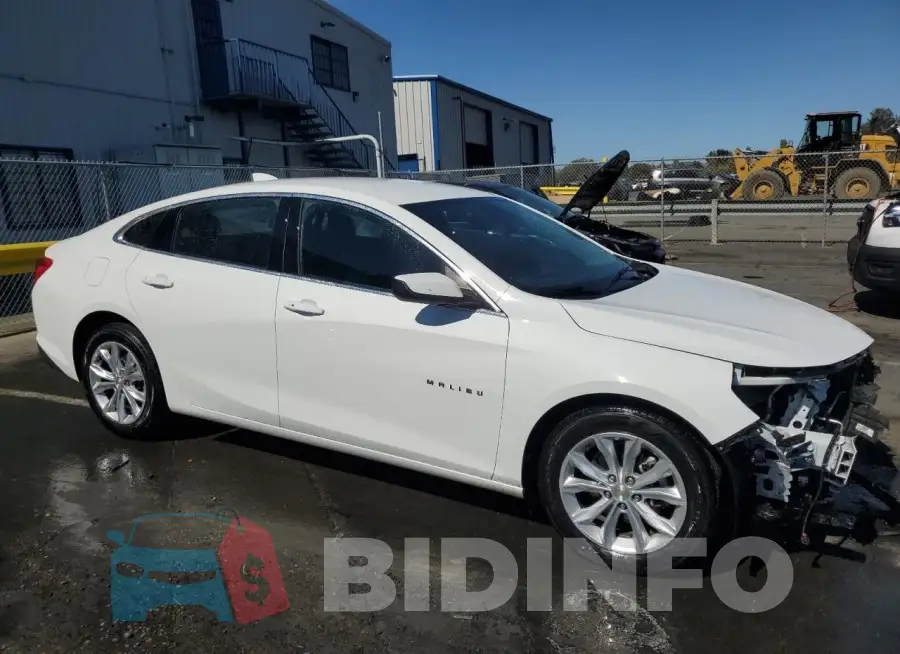 1G1ZD5ST8RF217556 Photo# 4