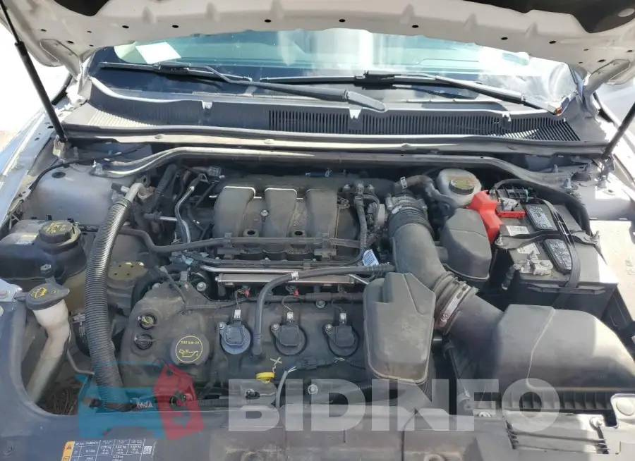 1FAHP2D88JG109167 Photo# 11