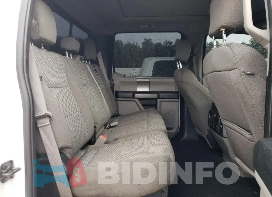 1FT8W3BT2JEB47970 Photo# 10