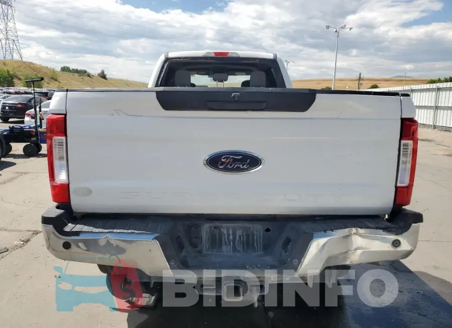 1FT8W3BT6HED69812 Photo# 6