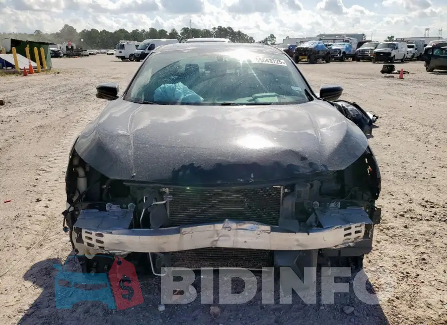 19XFC2F71HE056307 Photo# 5