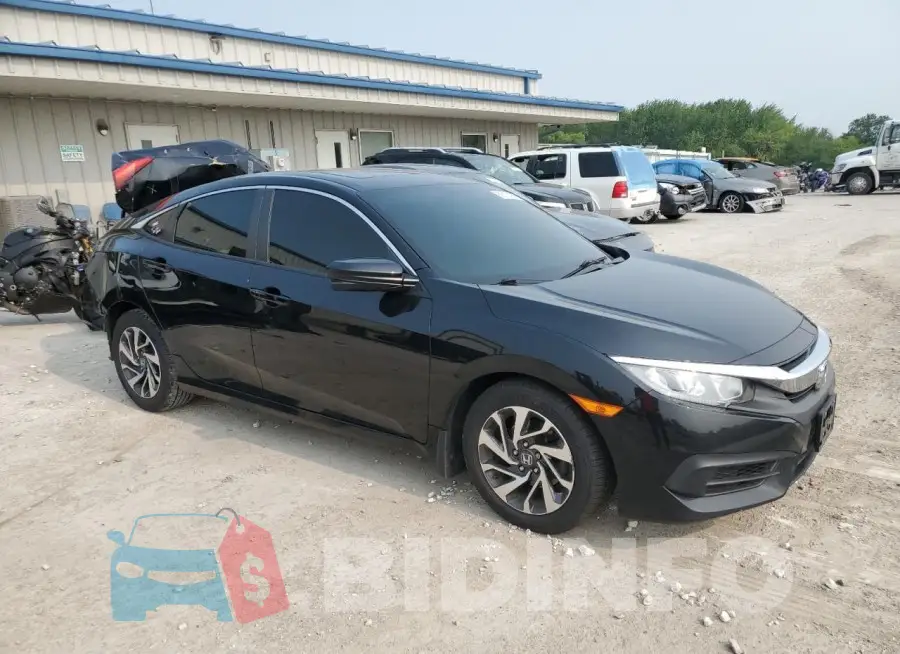 19XFC2F74HE022491 Photo# 4