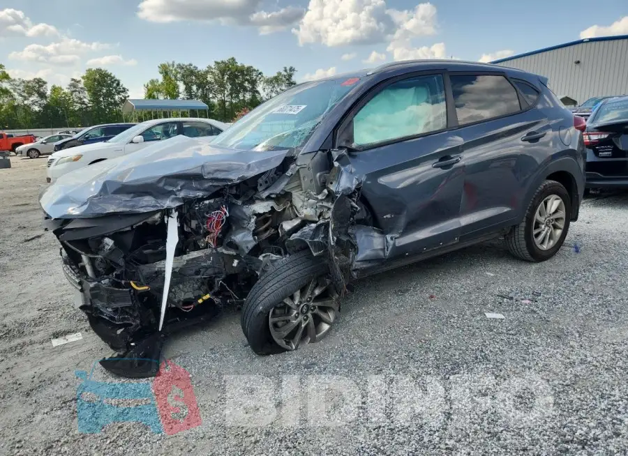 KM8J33A45HU409447 Photo# 1