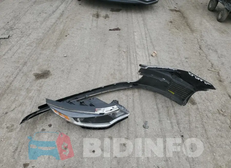 5XXGT4L31JG195853 Photo# 12
