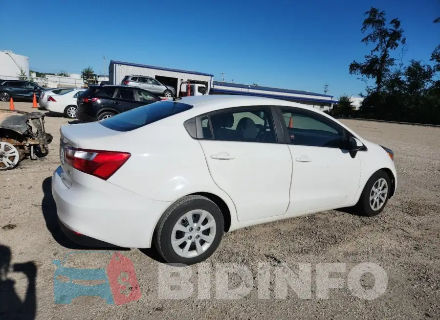 KNADM4A31G6695275 Photo# 3