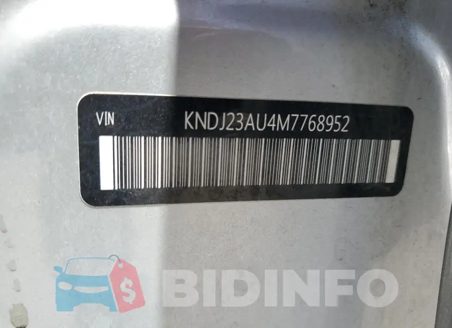 KNDJ23AU4M7768952 Photo# 12