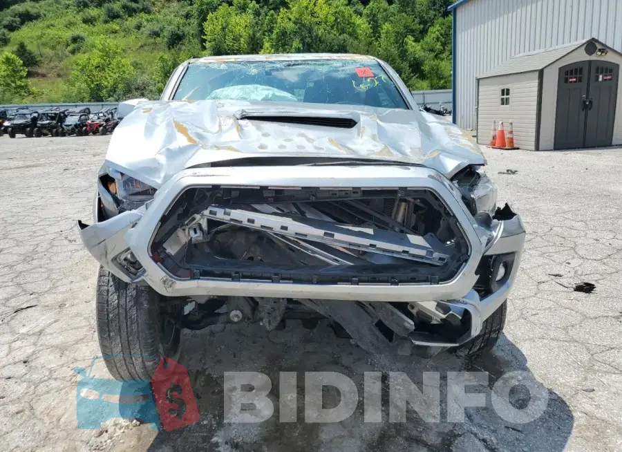 3TYDZ5BN5PT029180 Photo# 5
