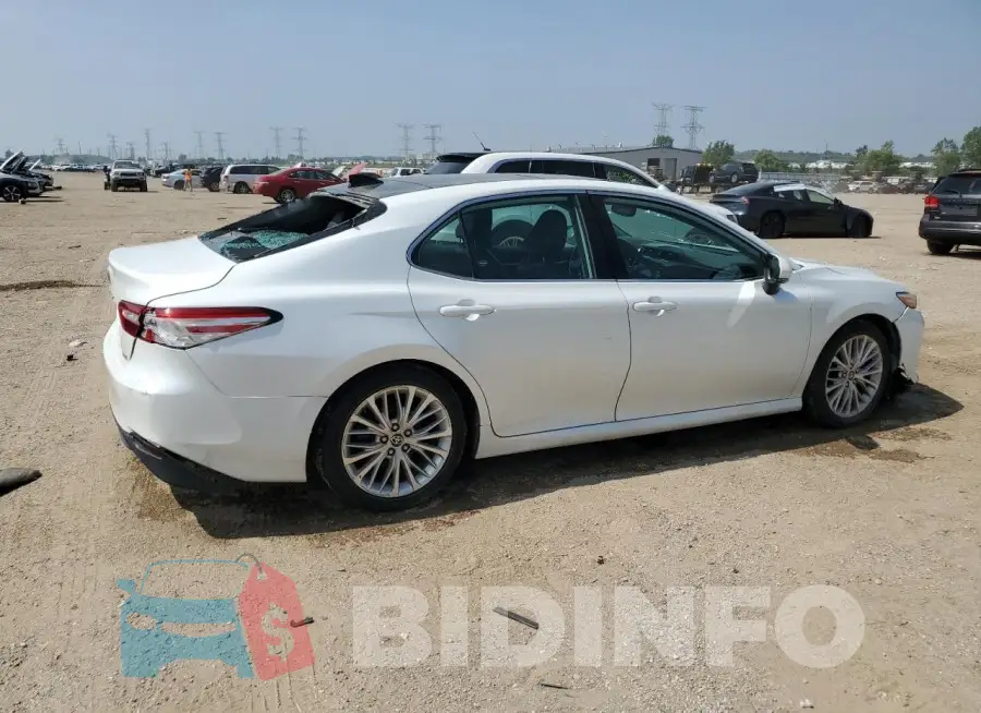 4T1F11AK2LU949541 Photo# 3