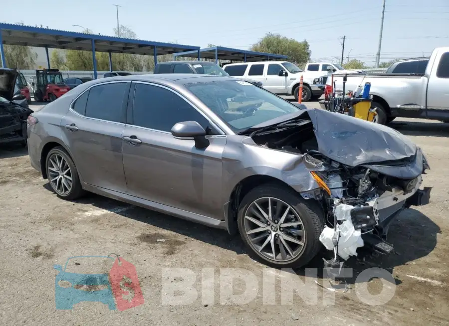 4T1F11AK3PU180246 Photo# 4