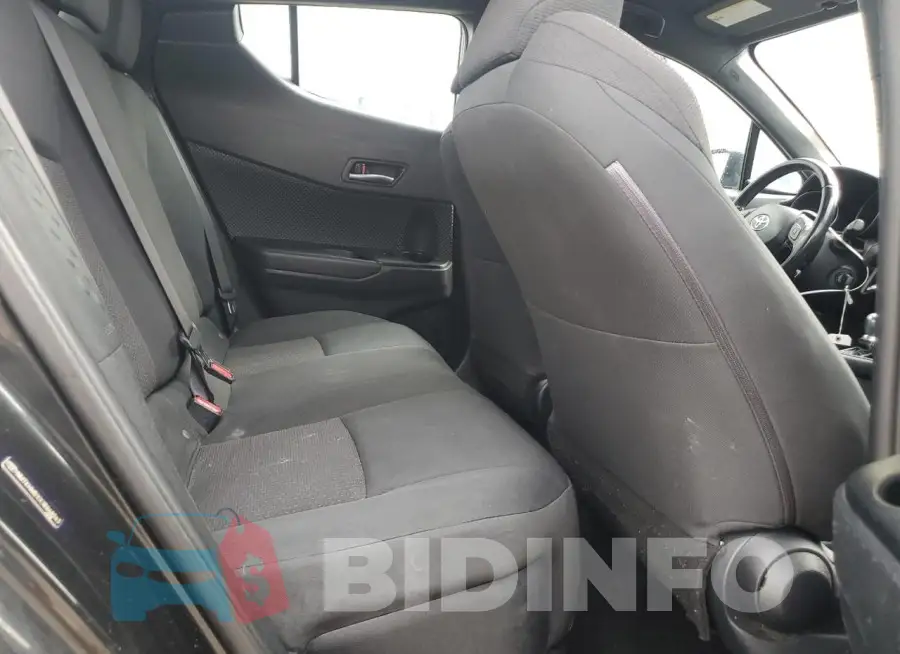 NMTKHMBXXJR040943 Photo# 10