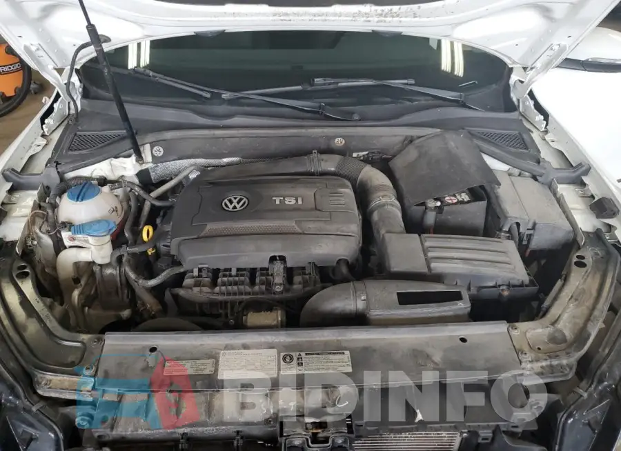 1VWBS7A33GC057822 Photo# 11