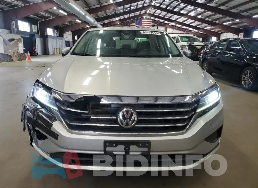 1VWSA7A38MC012874 Photo# 5
