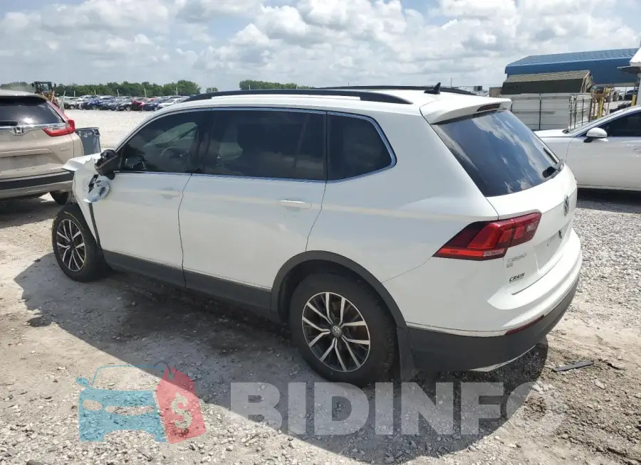 3VV3B7AX4LM070650 Photo# 2