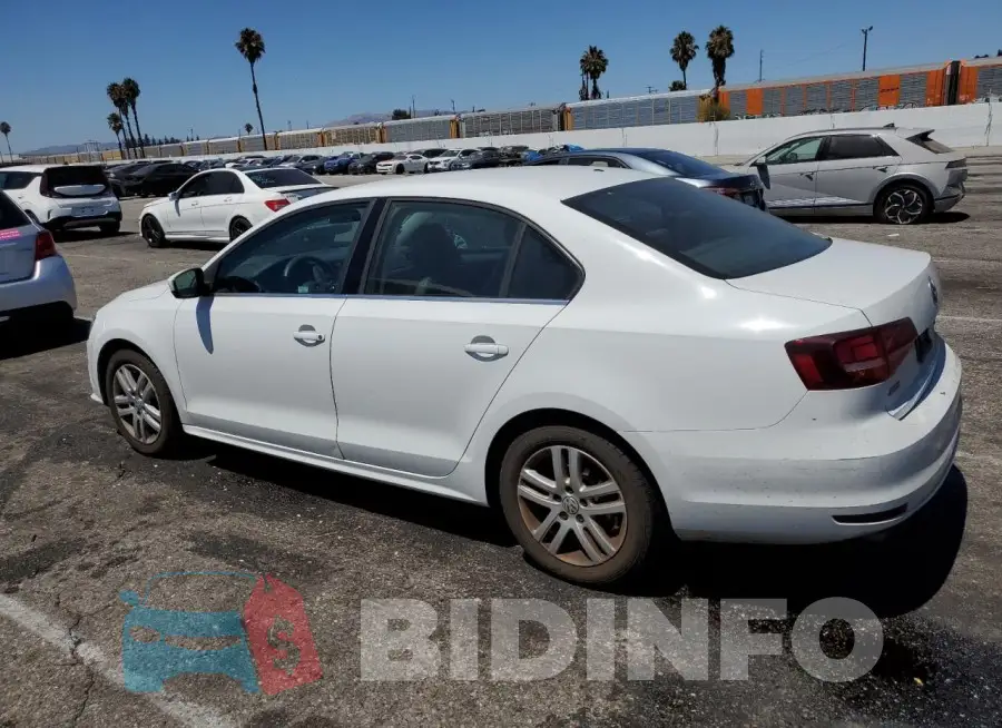 3VW2B7AJ8HM319168 Photo# 2