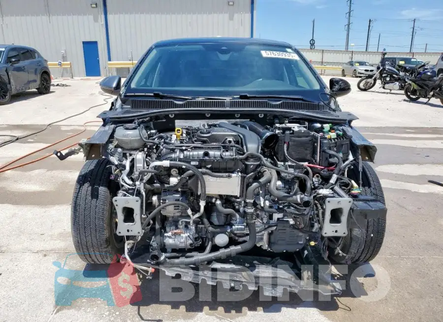 3VW7M7BU5RM035622 Photo# 5