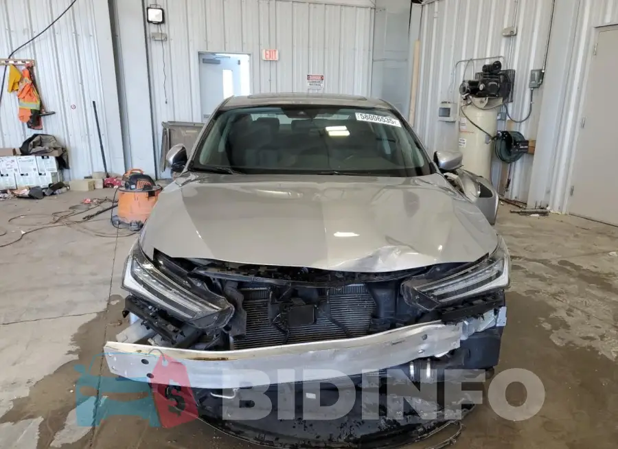 19UDE2F39KA009066 Photo# 5