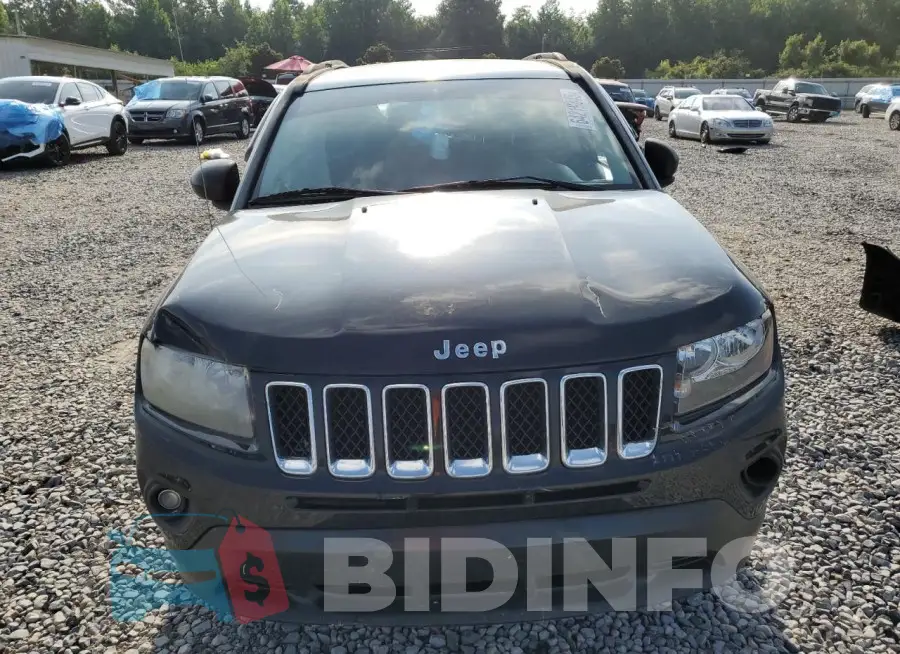 1C4NJCBA6GD508034 Photo# 5