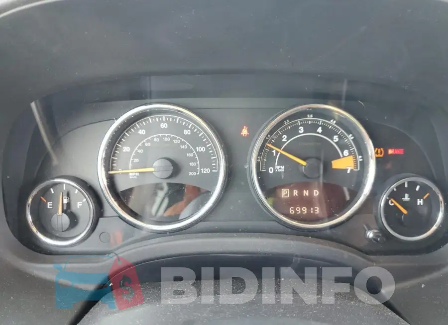 1C4NJDEB9GD718279 Photo# 9