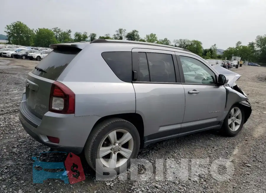 1C4NJDEB9HD173153 Photo# 3