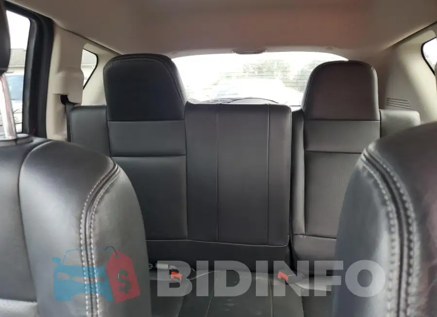1C4NJDEBXGD573723 Photo# 10