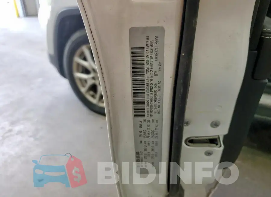 1C4PJLCB6HD218880 Photo# 14