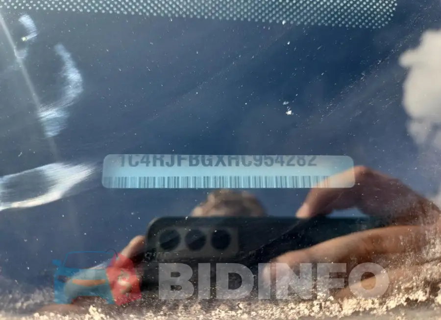 1C4RJFBGXHC954282 Photo# 11