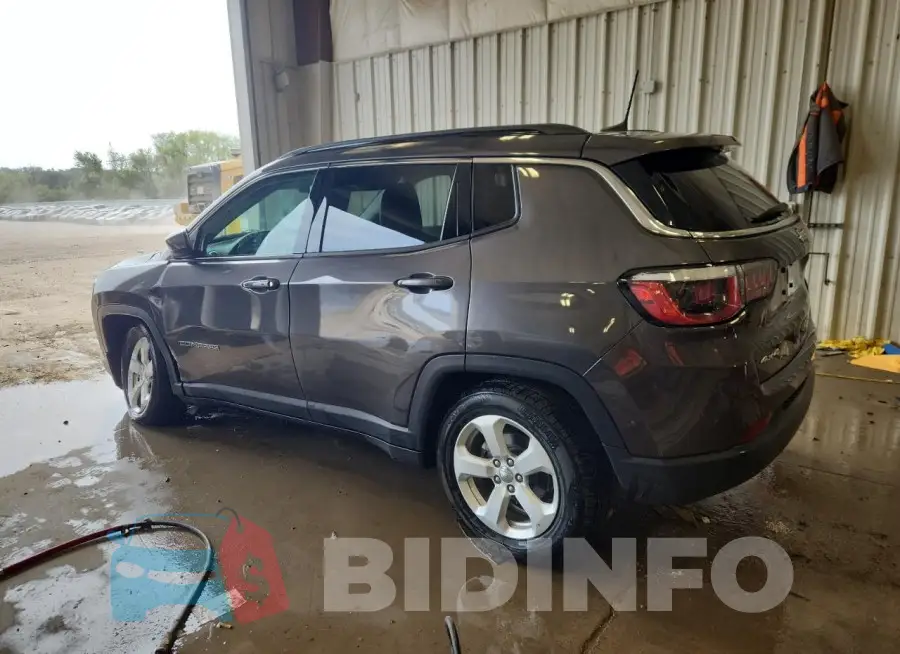 3C4NJDBB8LT150096 Photo# 2