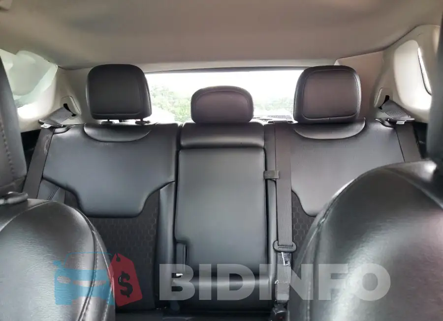 3C4NJDBB8LT209969 Photo# 10