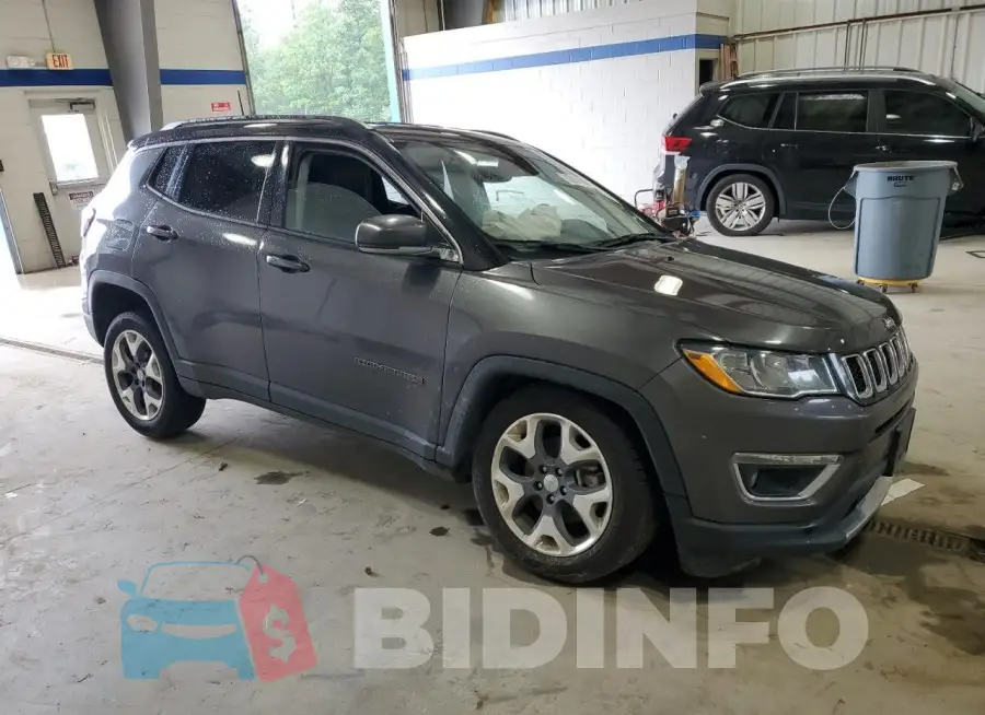 3C4NJDCB9MT598900 Photo# 4