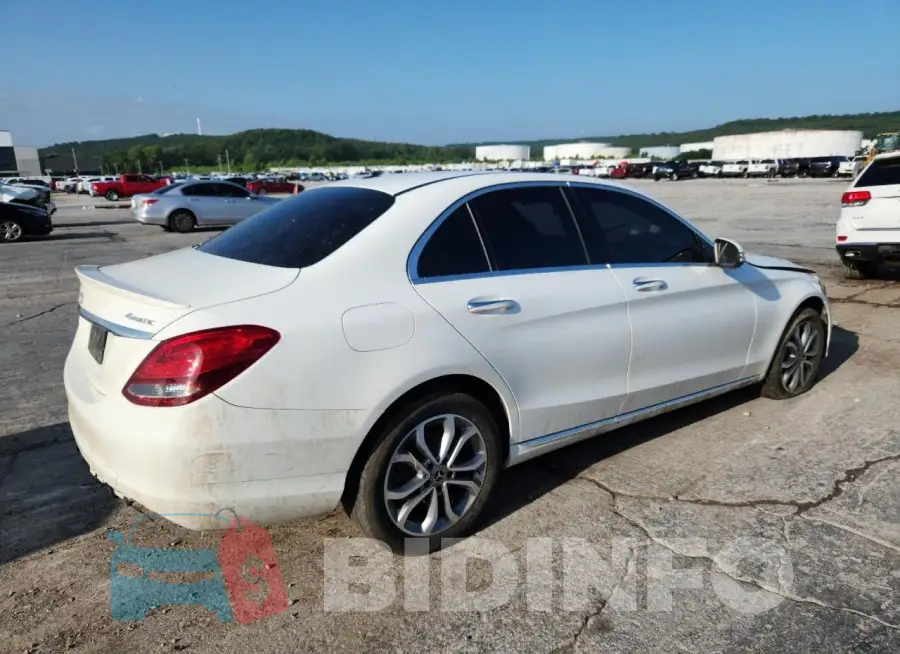 55SWF4KB5JU259115 Photo# 3