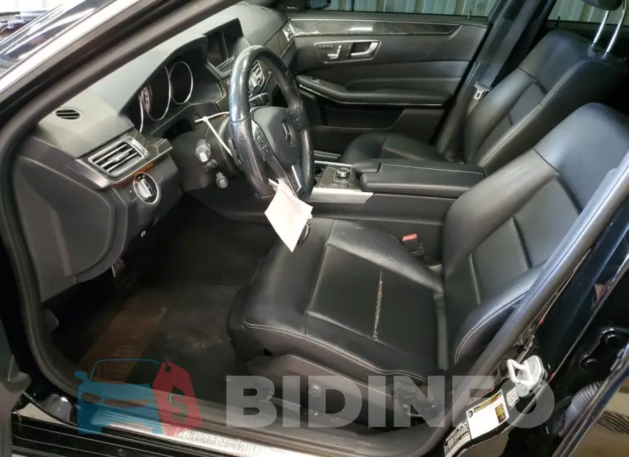 WDDHF8JB2GB258556 Photo# 7