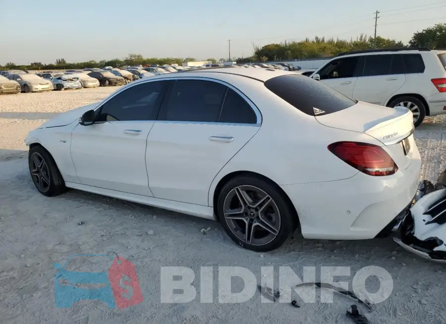 WDDWF6EB9LR556495 Photo# 2