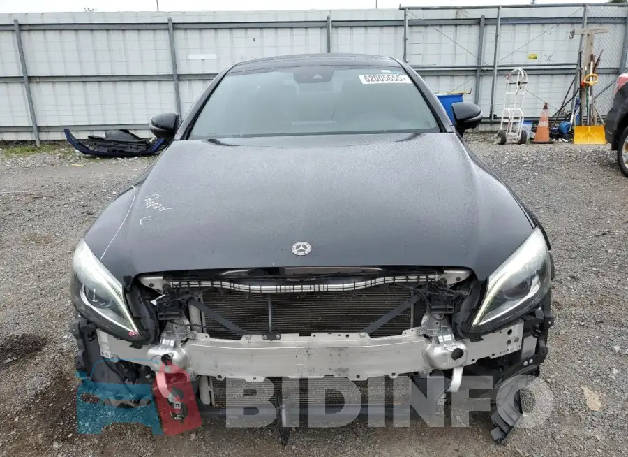 WDDWJ8DB9KF779597 Photo# 5