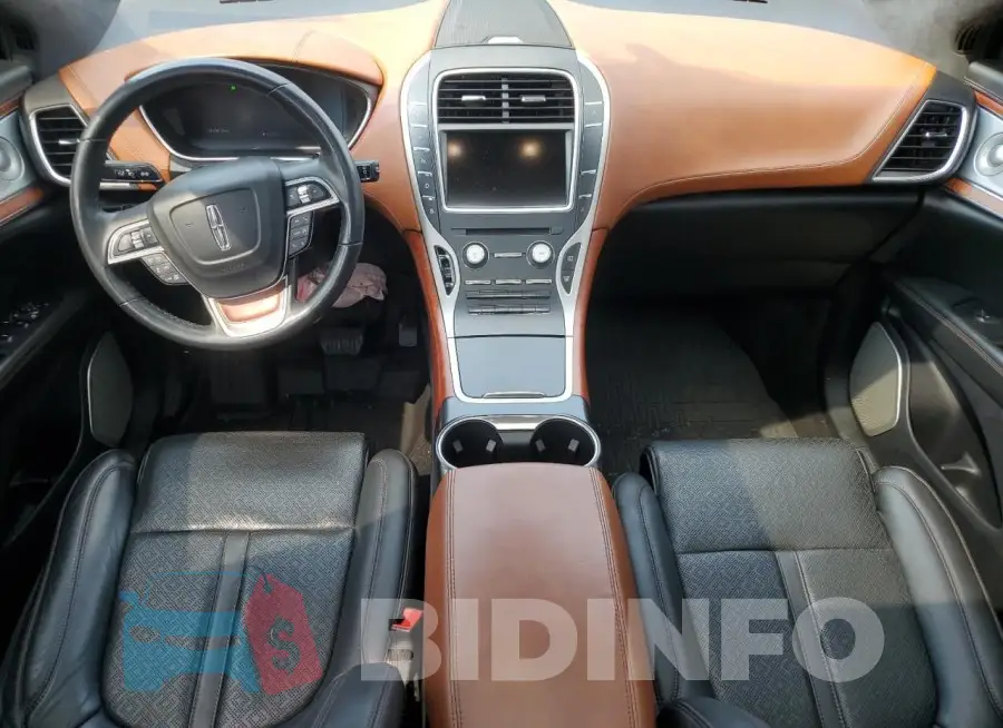 2LMPJ9JPXKBL61152 Photo# 8