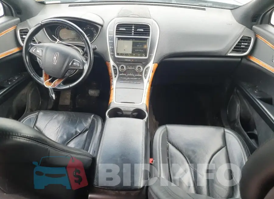 2LMTJ8LR9GBL51100 Photo# 8