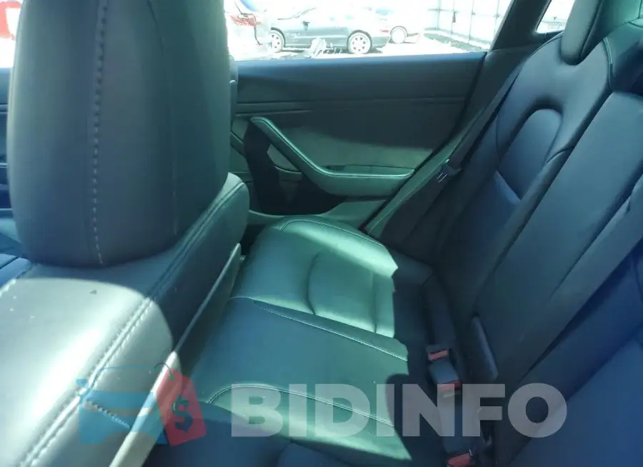 5YJ3E1EB8KF422018 Photo# 8