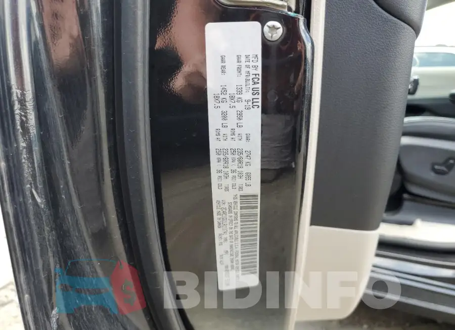 2C4RC1GG1LR111741 Photo# 13