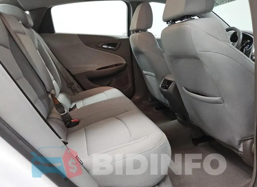 1G1ZD5ST4LF077819 Photo# 10