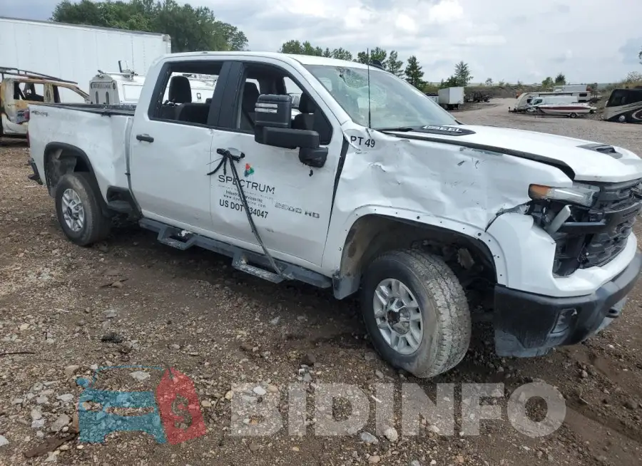 2GC4YLE77R1118338 Photo# 4