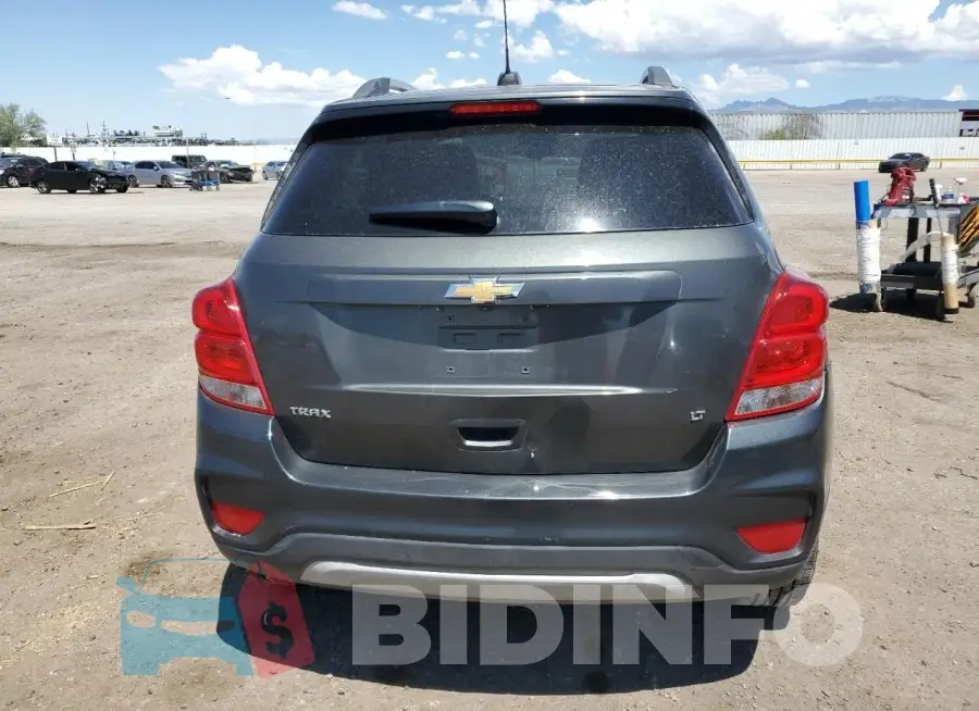 KL7CJLSB8JB689489 Photo# 6